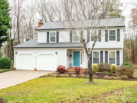 4115 Armitage Dr, Charlotte, NC 28269