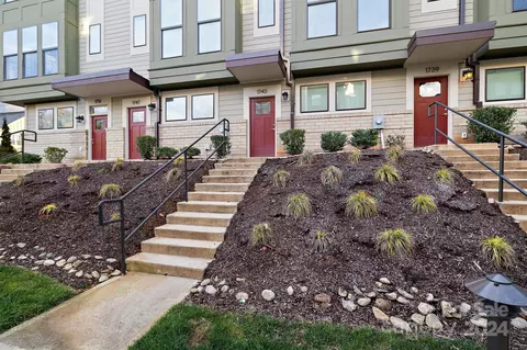 1743 Cannon View Ln, Charlotte, NC 28208
