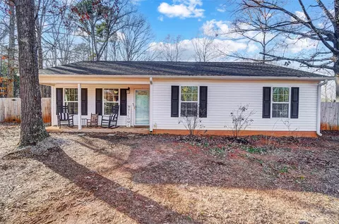 380 Gills Creek Dr, Lancaster, SC 29720