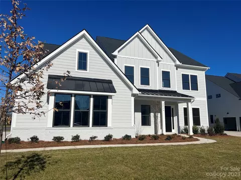 2005 Green Cypress Ln, Matthews, NC 28104