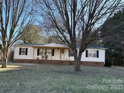 106 Cole Campbell Rd, Taylorsville, NC 28681