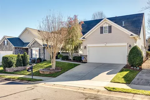 958 Platinum Dr, Fort Mill, SC 29708 photo 3