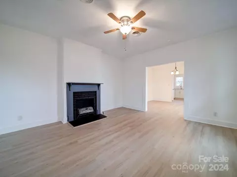 572 Second St, Chester, SC 29706