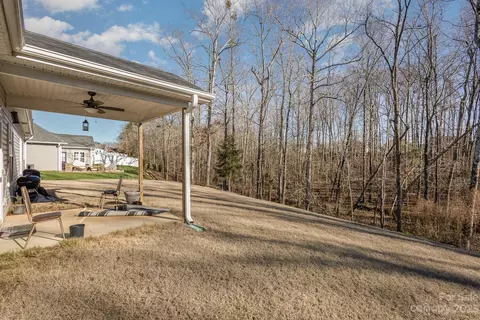 2412 Grayson Pkwy, Monroe, NC 28110 photo 13