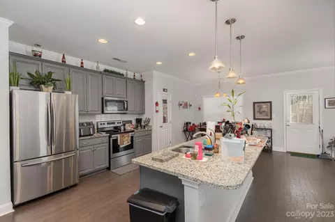 2412 Grayson Pkwy, Monroe, NC 28110 photo 3