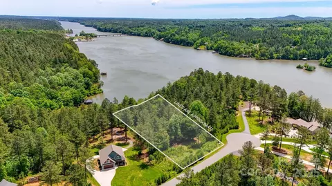 5883 Lake Ridge Ct, Granite Falls, NC 28630