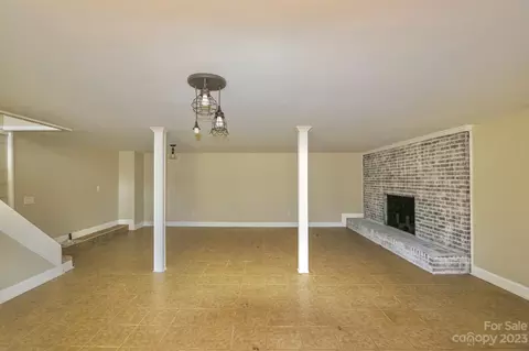 219 Harris Ave, Elkin, NC 28621 photo 35