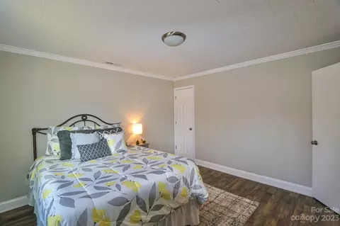 219 Harris Ave, Elkin, NC 28621 photo 27