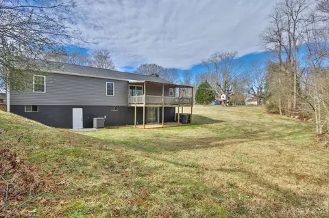219 Harris Ave, Elkin, NC 28621 photo 45