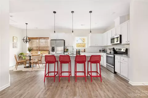 107 Robinson St, Belmont, NC 28012