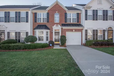 6005 Boathouse B Ln #B, Cramerton, NC 28032