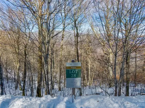 Black Bear Run, Mars Hill, NC 28754