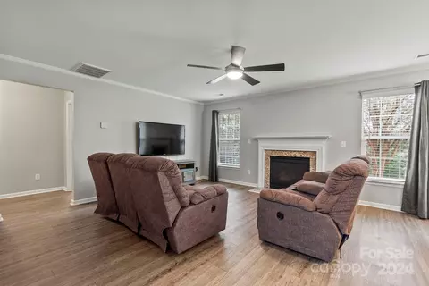 7255 Cascading Pines Dr, Tega Cay, SC 29708 photo 12