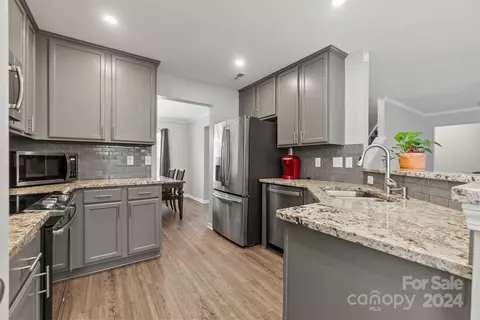 7255 Cascading Pines Dr, Tega Cay, SC 29708 photo 7