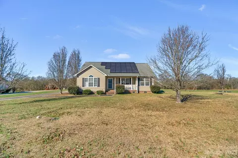 2164 Cane Mill Rd, Lancaster, SC 29720 photo 2