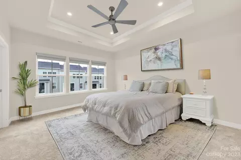 930 Portrush Ln, Tega Cay, SC 29708
