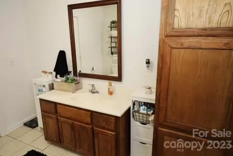 233 Candlelight Cir, Clyde, NC 28721 photo 25