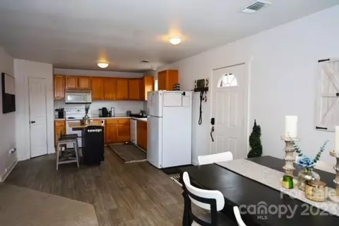 233 Candlelight Cir, Clyde, NC 28721 photo 21