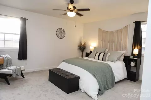 233 Candlelight Cir, Clyde, NC 28721 photo 22