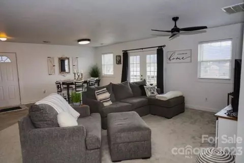 233 Candlelight Cir, Clyde, NC 28721 photo 17