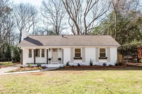 1508 Starbrook Dr, Charlotte, NC 28210