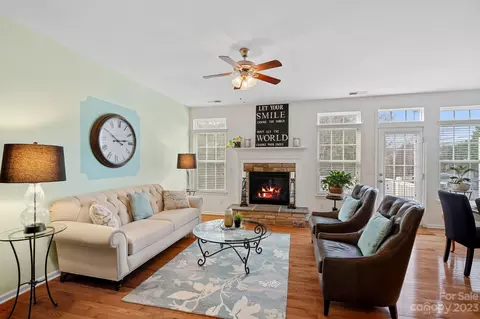 825 Kimbrough Ct, Davidson, NC 28036 photo 12