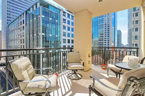 230 Tryon S 707 St S #707, Charlotte, NC 28202