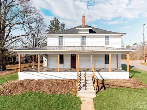 2809 Harris Henrietta Rd, Mooresboro, NC 28114