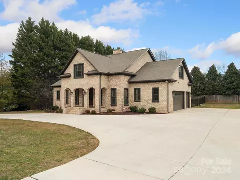 1867 Gaston Day School Rd, Gastonia, NC 28056