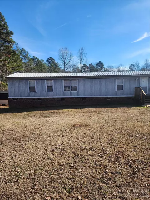 1025 Riverlane Rd, Catawba, SC 29704