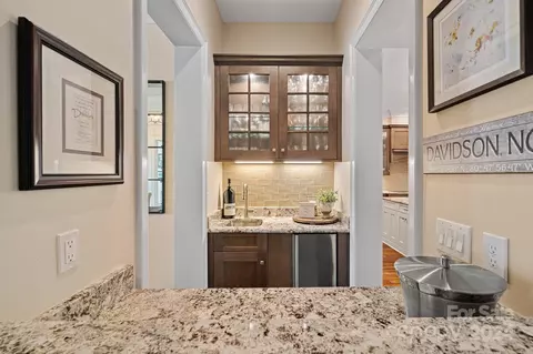 Kitchen - 13603 Evening Primrose Dr, Davidson, NC 28036 photo 2 of 7