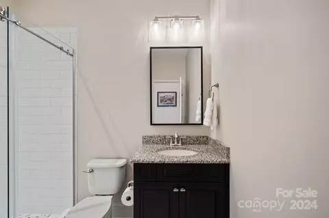 Bath - 13603 Evening Primrose Dr, Davidson, NC 28036 photo 5 of 8