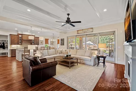 Living - 13603 Evening Primrose Dr, Davidson, NC 28036 photo 2 of 4