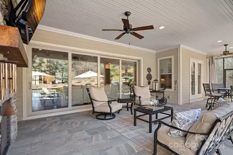 Exterior - 13603 Evening Primrose Dr, Davidson, NC 28036 photo 2 of 8