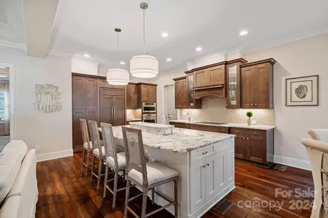 Kitchen - 13603 Evening Primrose Dr, Davidson, NC 28036 photo 4 of 7
