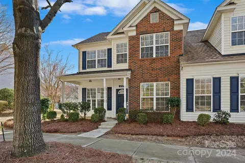 4727 Page Mill Ln, Charlotte, NC 28270