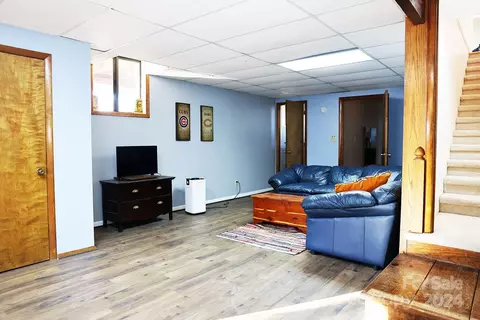 Living - 64 Meadow Ln, Fairview, NC 28730 photo 4 of 4