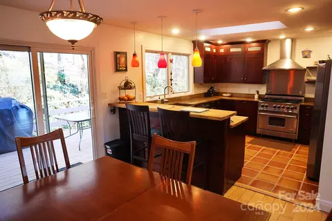 Kitchen - 64 Meadow Ln, Fairview, NC 28730 photo 2 of 3