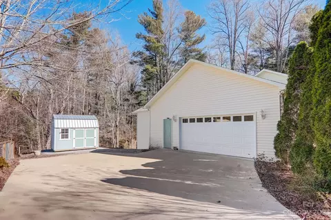 Exterior - 1603 Howard Gap Loop Rd, Flat Rock, NC 28731 photo 12 of 15