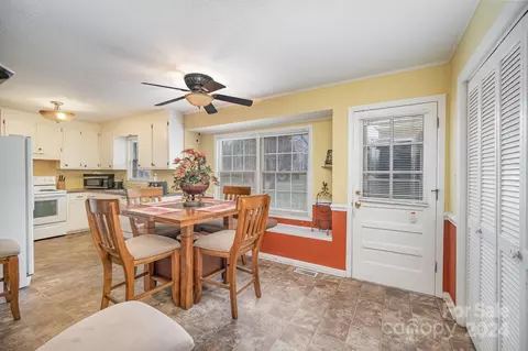 Dining - 2093 Walden Rd, Lancaster, SC 29720 photo 4 of 4