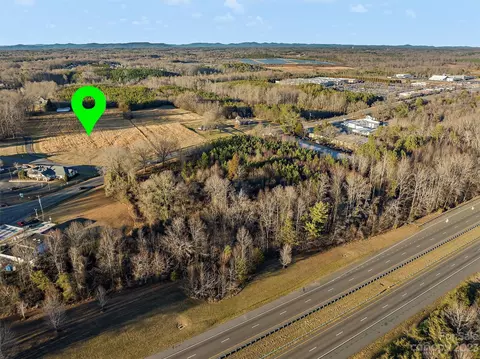 1012 2nd Nw Ave NW, Conover, NC 28613 photo 4