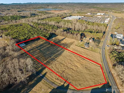 1012 2nd Nw Ave NW, Conover, NC 28613 photo 3