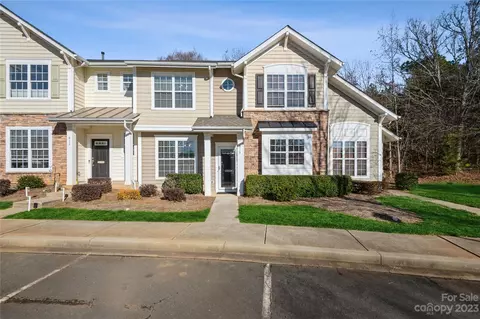 813 Lacebark Dr, Rock Hill, SC 29732
