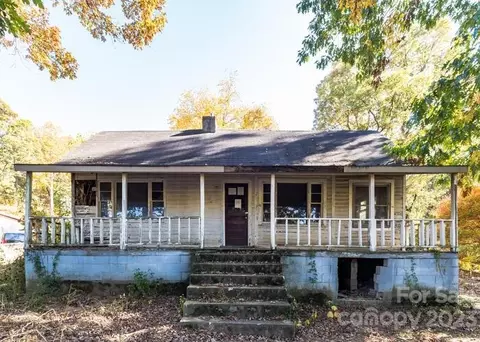 3 Puffin Ln, Woodfin, NC 28804