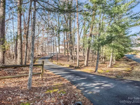 159 White Oak Ln, Tryon, NC 28782 photo 4