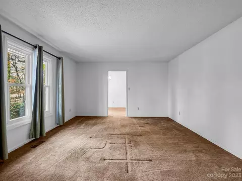 159 White Oak Ln, Tryon, NC 28782 photo 7