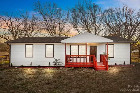 130 Lowery St, Chester, SC 29706