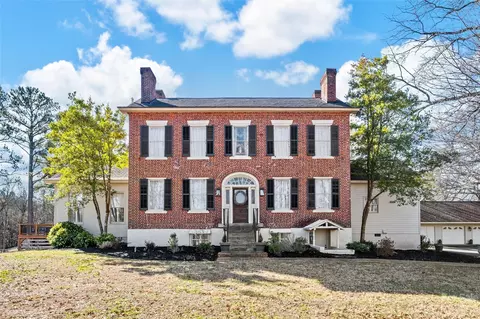 2831 Laboratory Rd, Lincolnton, NC 28092