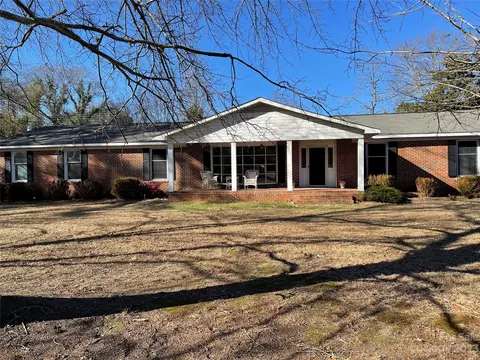 1756 Three Cs B Rd #B, Kershaw, SC 29067
