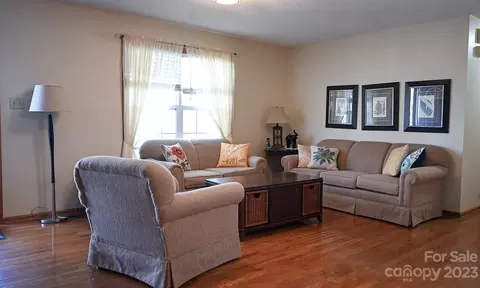 2965 Greenleaf Rd, Clover, SC 29710 photo 12